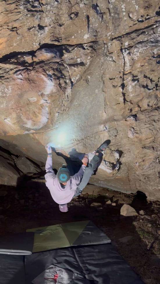Africa Arete v7, Horseshoe Canyon Ranch - Beta Video from a.a.ron
