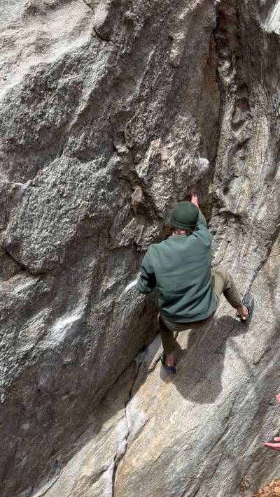 Crescent Crack v2, Rumbling Bald - Beta Video from lacklustre