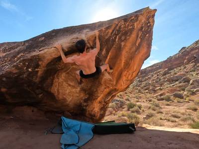 The Swan v7, Moe's Valley - Beta Video from Hanson