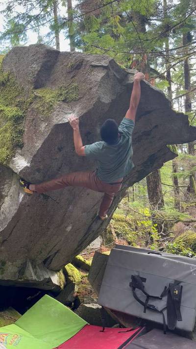World's Best V7 v7, Gold Bar - Beta Video from sanda