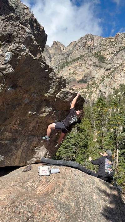 Warm Up (Kind Traverse) v1, Rocky Mountain National Park - Beta Video from Asaph