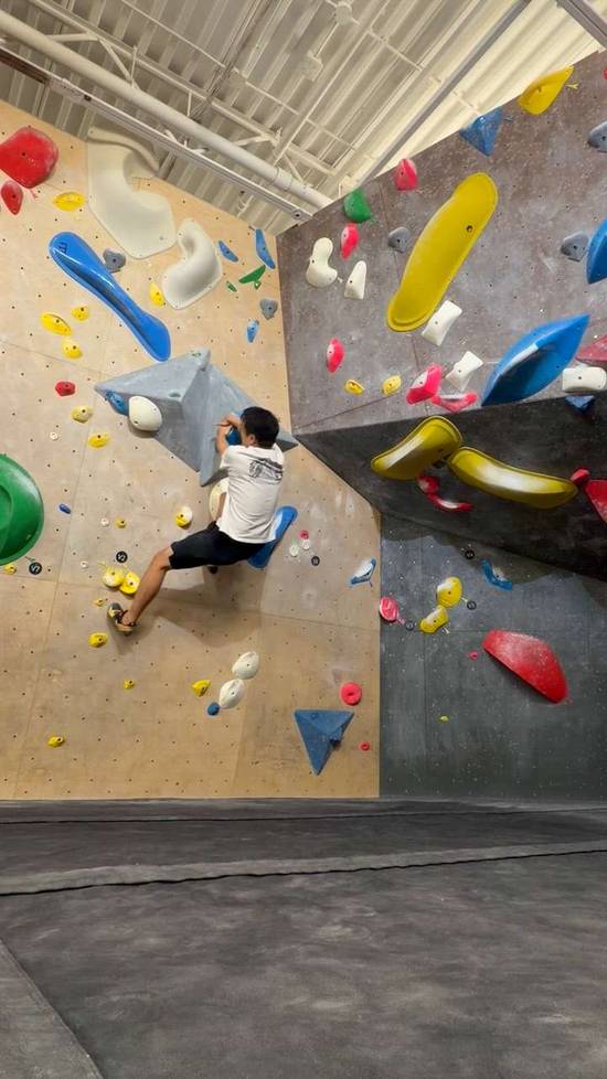 Blue v4, Hogtown Boulders - Beta Video from kguo
