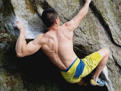Worm World Cave v9, Squamish - Beta Video from drjeffclimbs