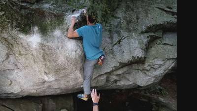 The Bulb v8, Squamish - Beta Video from drjeffclimbs