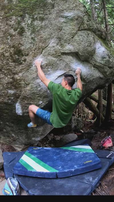 The Fuzz v7, Squamish - Beta Video from drjeffclimbs