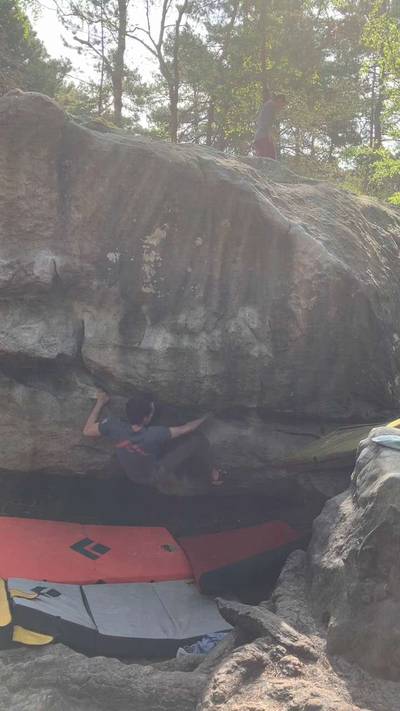 L'oblique v6, Fontainebleau - Beta Video from onetwothreehup