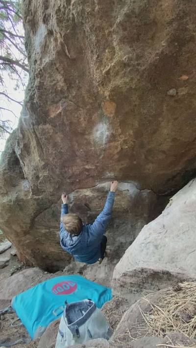 Battaglia's Bottom v7, Flagstaff Mountain, CO - Beta Video from Austin