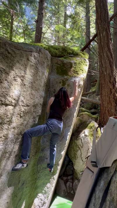 Sea of Doubt v6, Squamish - Beta Video from tiffboulderland