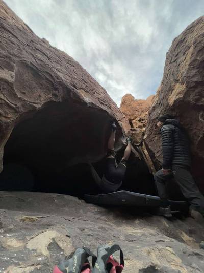 Stegosaur v7, Hueco Tanks - Beta Video from soso