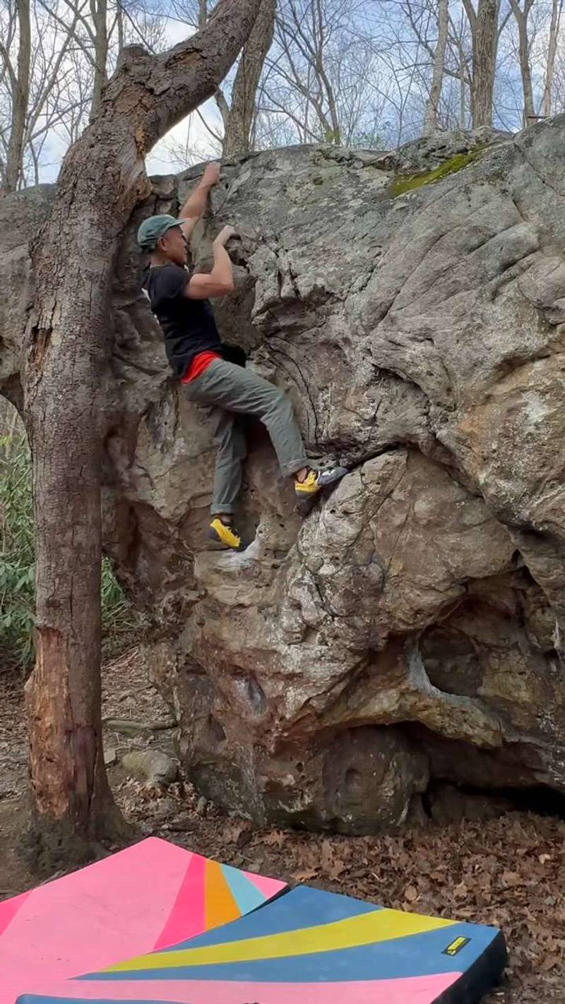 Gollum v1, New River Gorge - Beta Video from RockaTanaka