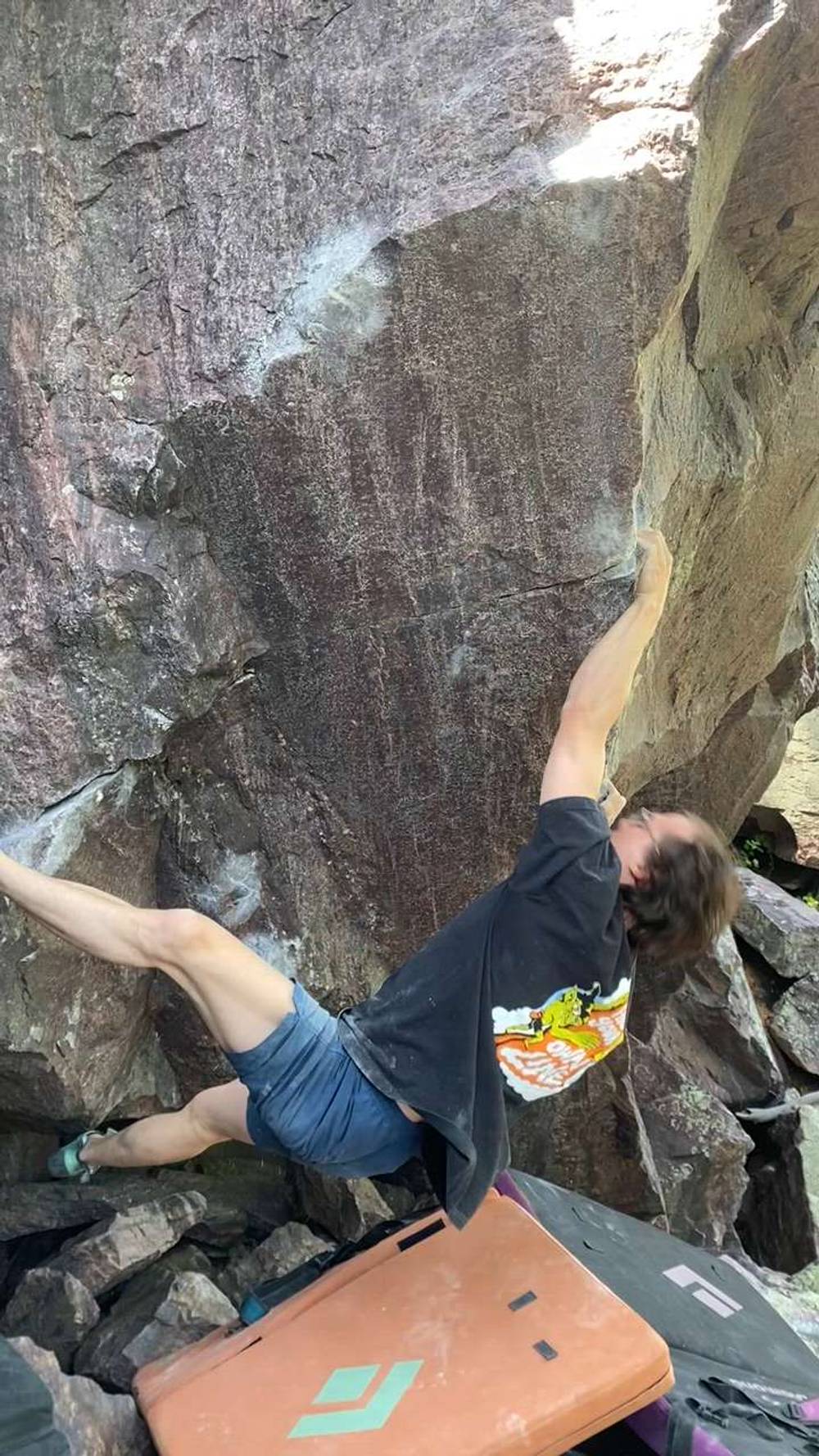 Jenga Low v8, Devil's Lake - Beta Video from clayclimbs