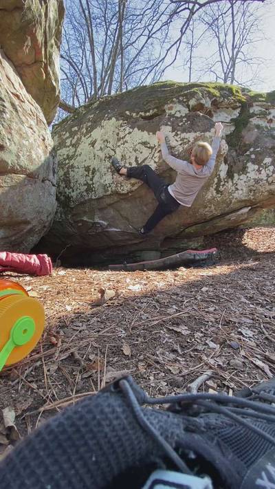 Corduroy Right v3, Hospital Boulders - Beta Video from brew_boulders