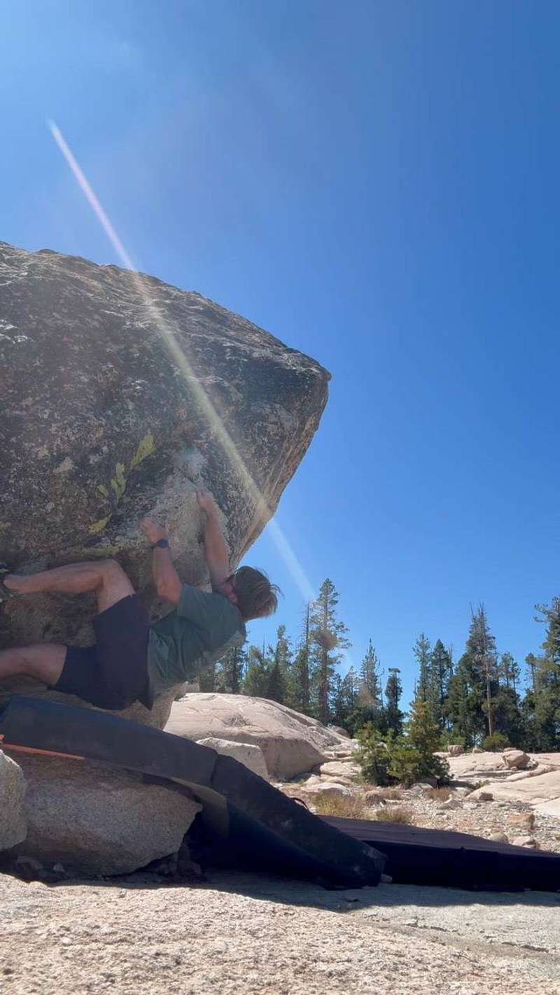 Monkey Bite v6, Lake Tahoe - Beta Video from RooBdooBdoo