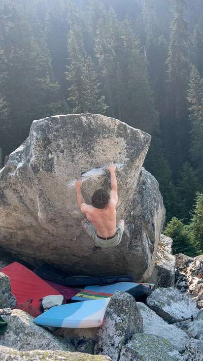 Power Struggle v6, Stevens Pass - Beta Video from jakenoc.climbs