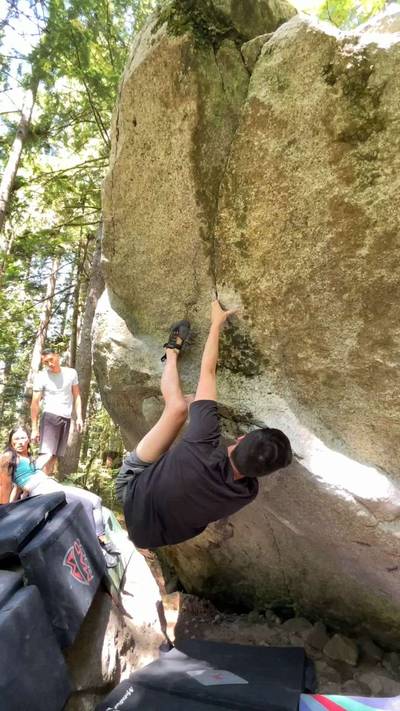 Cradle Robber Light v6, Squamish - Beta Video from mattfischerclimbs