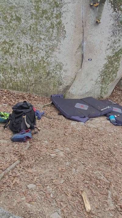 Lost Digits v3, Boat Rock - Beta Video from FatDadClimbing