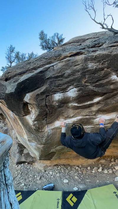 Scrawny & Brawny v8, Joe's Valley - Beta Video from JudeLee