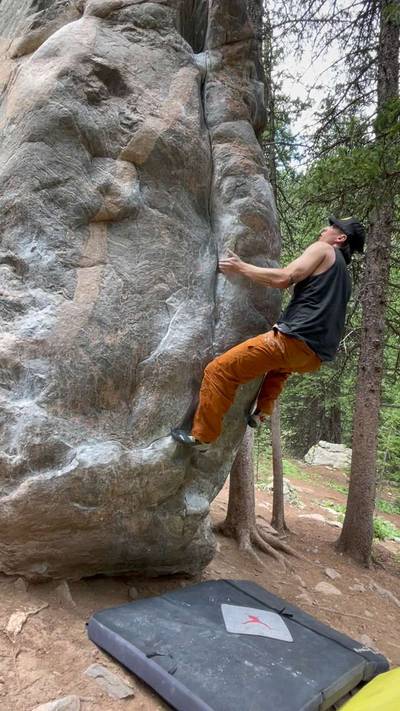 Warm Up Arete v3, Guanella Pass - Beta Video from Luis_Ibarra