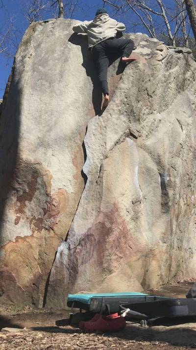 Fire Crack Flake v1, Stone Fort - Beta Video from dan_fu_climbs