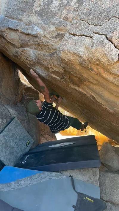 Jezyrl aka Finger Fetish v7, Joshua Tree - Beta Video from Raman