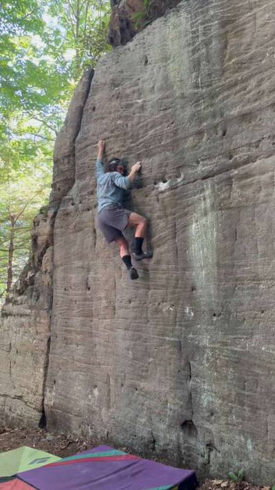 Mountaineer's Route Direct v4, Coopers Rock - Beta Video from Akleich
