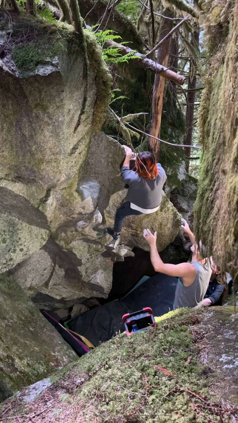 Revenge of the Skinny Gidget v4, Squamish - Beta Video from CRUXandbeta