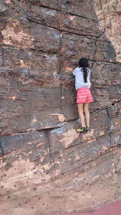 The Black Warm Up v0, Red Rock - Beta Video from benben.