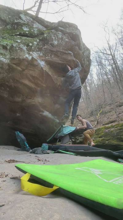Riverdance v9, Dayton pocket - Beta Video from cmclimbs
