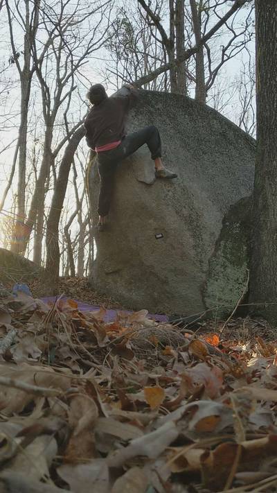 Dogwood Arete v4, Boat Rock - Beta Video from tripledrizzle