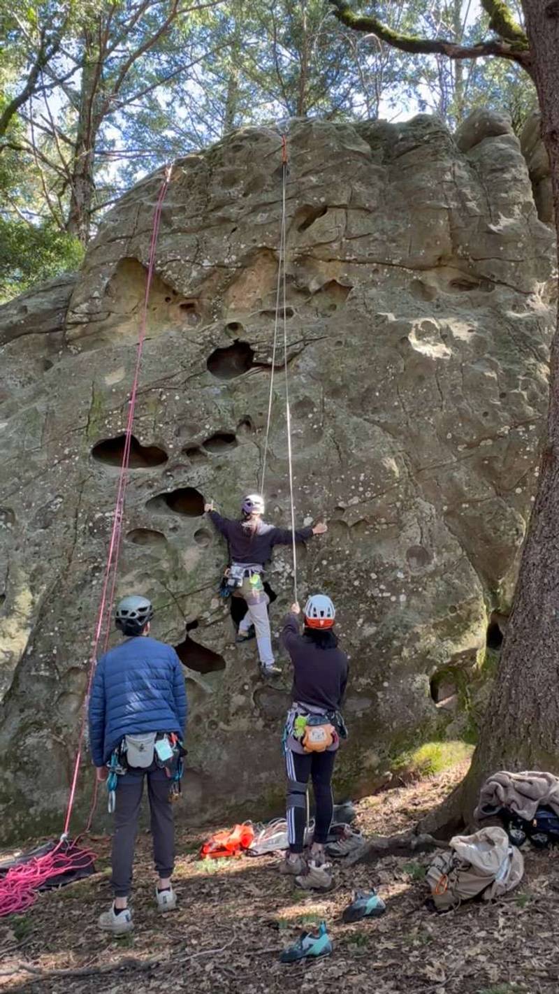 Dog Breath 5.10a, Castle Rock State Park - Beta Video from popotiger