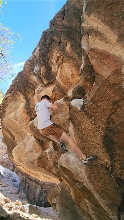 The Vulgarian v2, Hueco Tanks - Beta Video from LongLegz