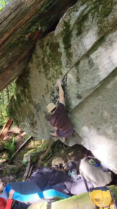 Maxi Pad v7, Squamish - Beta Video from CarsonClimbs