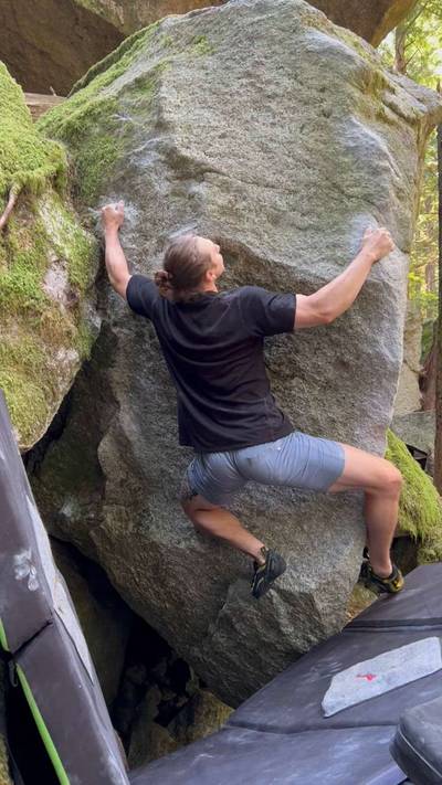 Trap Door v4, Squamish - Beta Video from jakenoc.climbs