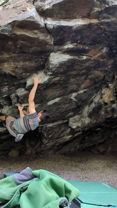 Schist Cave v10, Leavenworth - Beta Video from LongArmstrong