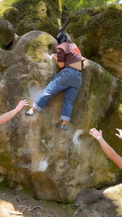 Hueco Wall v5, Castle Rock State Park - Beta Video from qrimpin