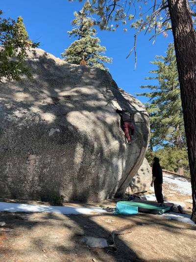 Gym Problem v2, Black Mountain - Beta Video from peterclimbs