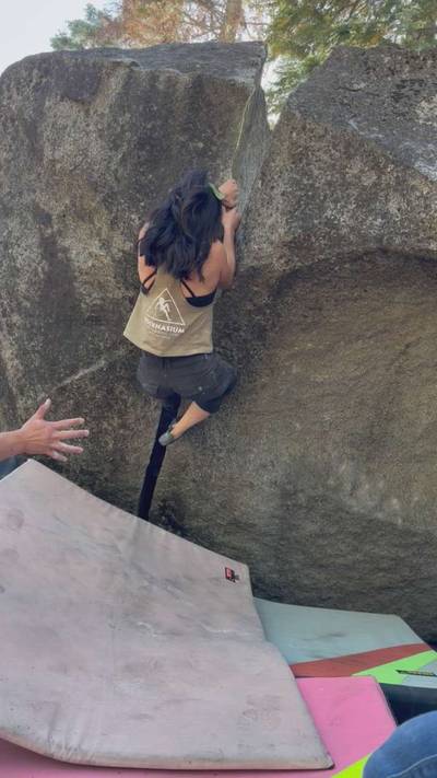 Lean-to Crack v5, Lake Tahoe - Beta Video from chilechezburga