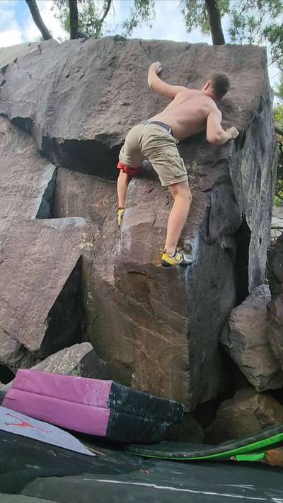 Sticky Arête v3, Devil's Lake - Beta Video from jeberle41