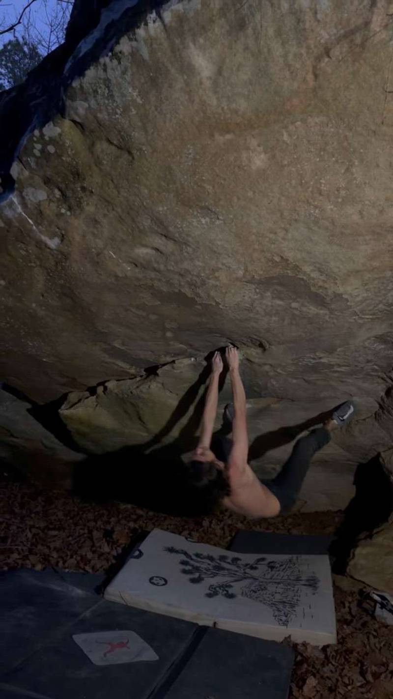 Headbanger’s Ball - NO PUBLIC ACCESS v8, Hospital Boulders - Beta Video from Garrett2