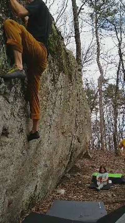 Get Low v4, Hospital Boulders - Beta Video from hfravel3
