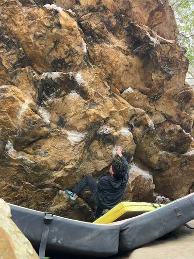 45 Traverse v7, Pep Boys - Beta Video from ian.climbs