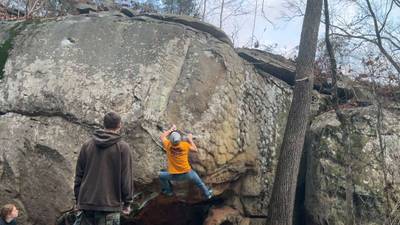 White Trash v5, Stone Fort - Beta Video from ian.climbs