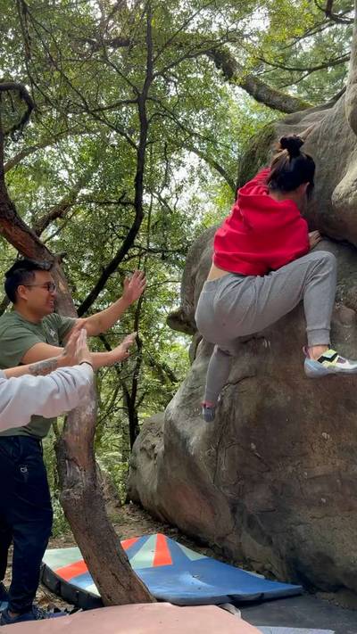 Mrs. Magoo Traverse v3, Castle Rock State Park - Beta Video from aries.onlysends