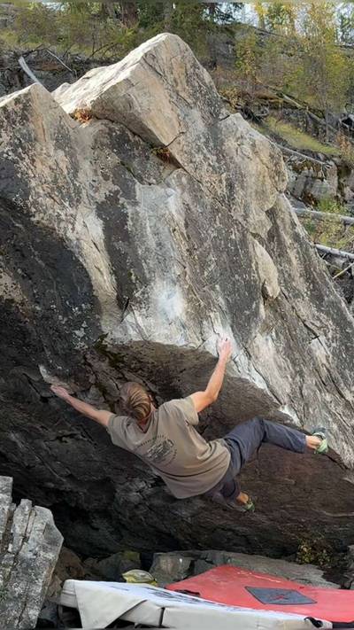Full Chub Morning Weezer v6, Kelowna - Beta Video from RoyceB