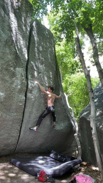 American Dream (AKA Steven's Arete) v8, Little Cottonwood Canyon - Beta Video from T.Branch
