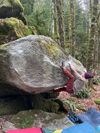 Z Goobenstubar v9, Squamish - Beta Video from Boulderman_Climbs