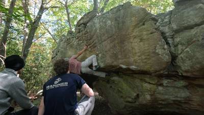 Breaking and Entering v5, Rocktown - Beta Video from ian.climbs