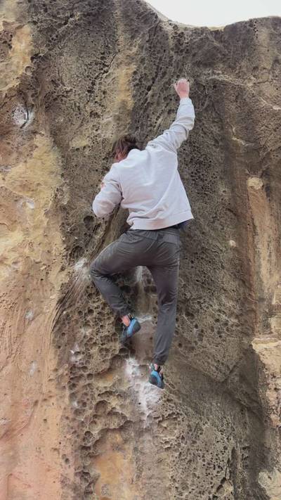 Isosceles v5, Joe's Valley - Beta Video from mylesclimbs