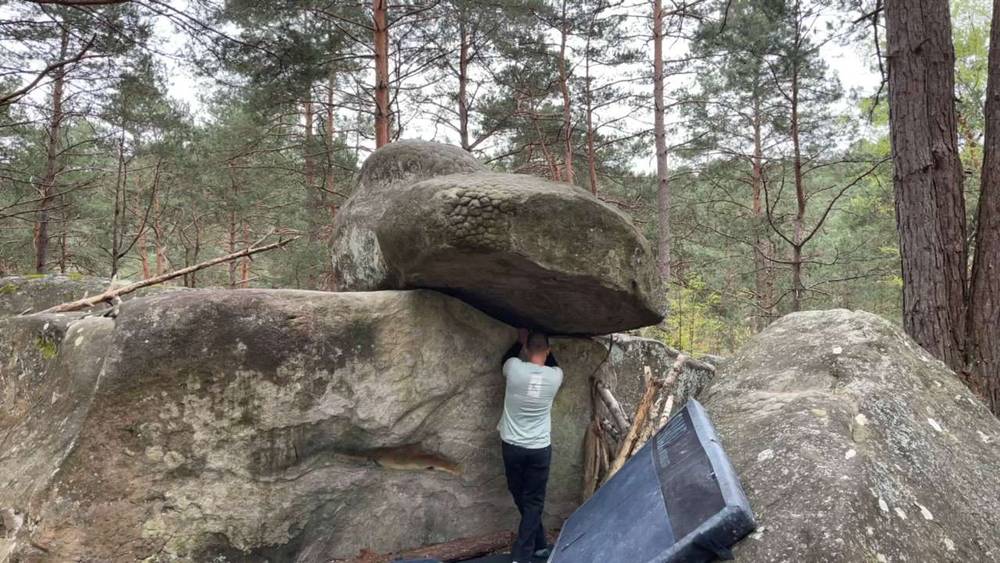 Jeu de Marbre v0, Fontainebleau - Beta Video from MarioTheClimber