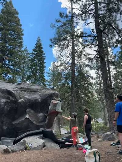 The Grinch Who Stole Christmas Valley v2, Lake Tahoe - Beta Video from AscendinAnson